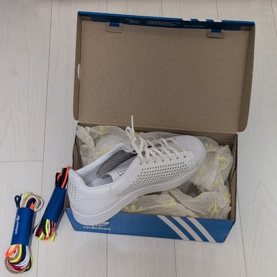 adidas Superstar "Foot Wear White/Grey One"