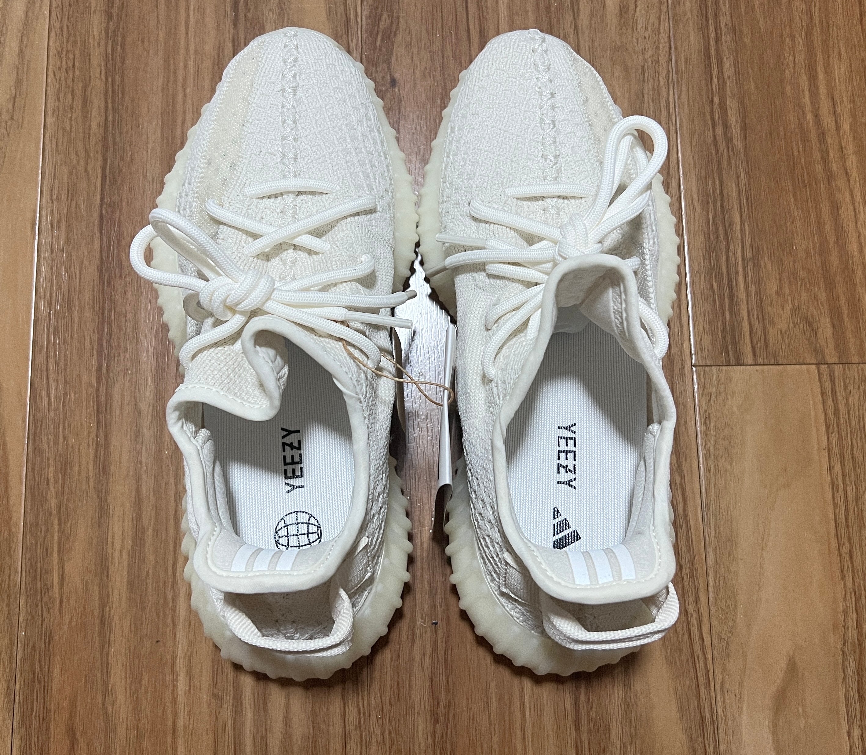 adidas YEEZY Boost 350 V2 "Cream White"
