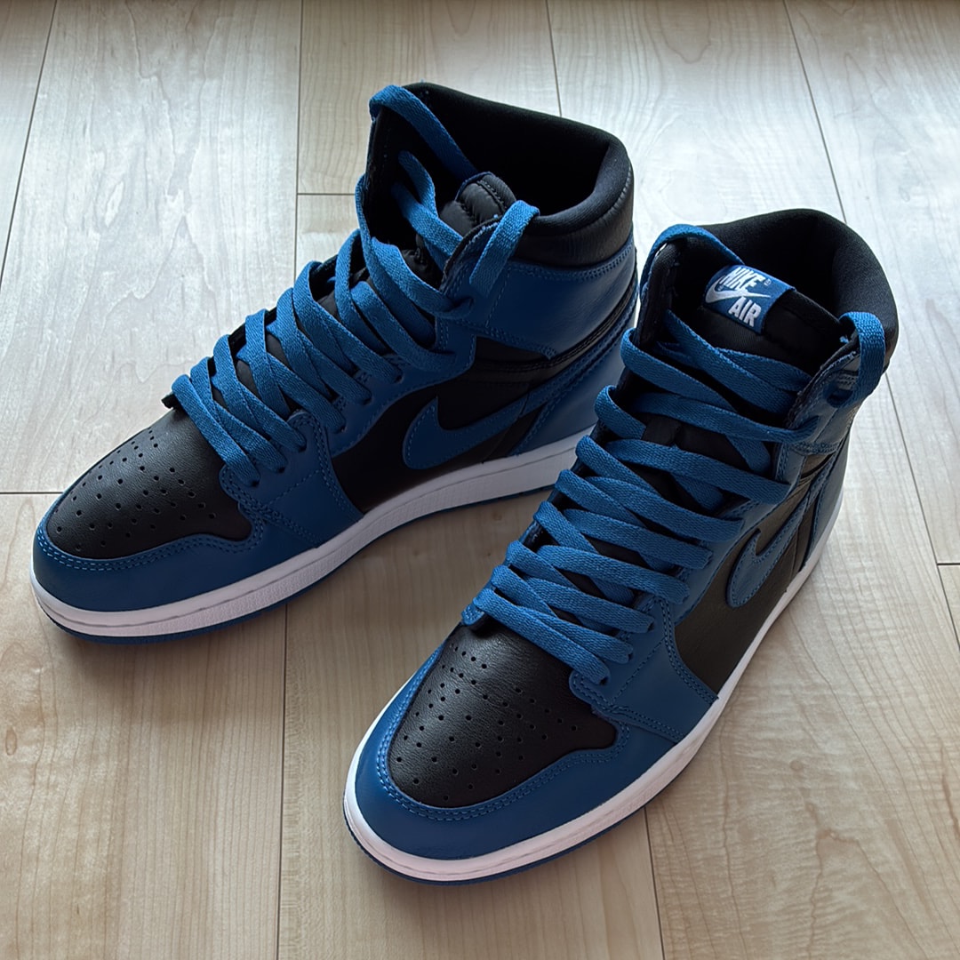 Nike Air Jordan 1 Retro High OG "Dark Marina Blue"