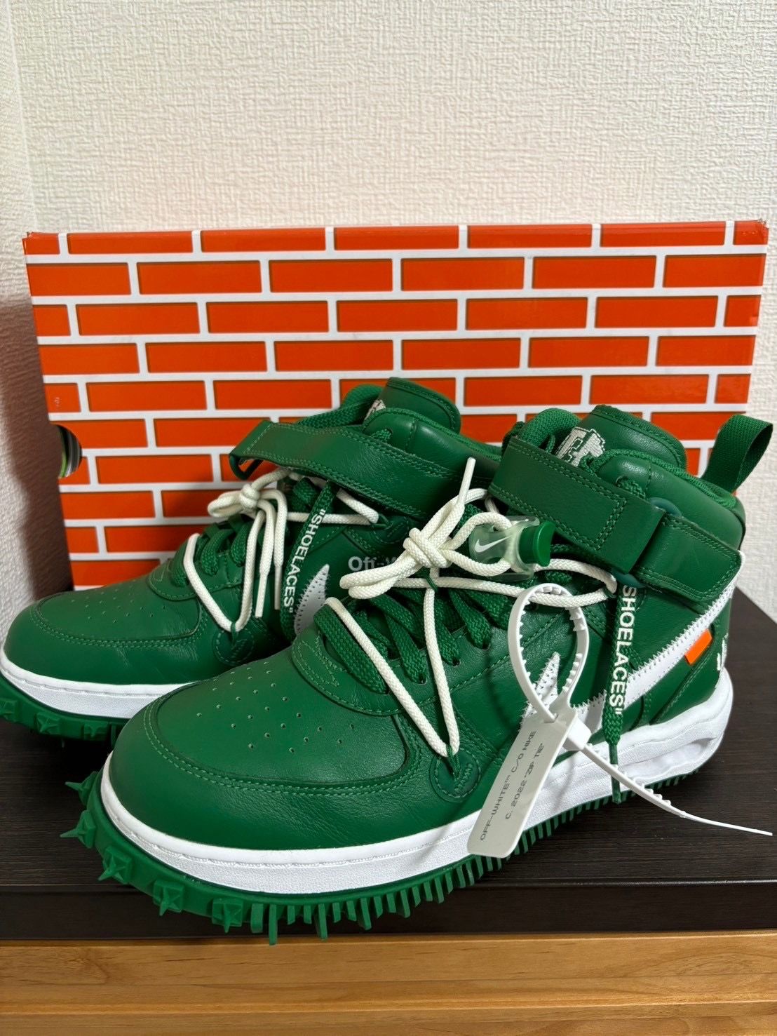 Off-White × Nike Air Force 1 Mid SP LTHR "Pine Green"