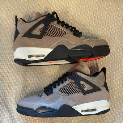 Nike Air Jordan 4 "Taupe Haze"
