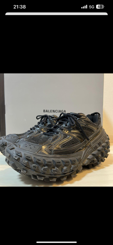 BALENCIAGA Bouncer (Defender) Sneaker "Black"