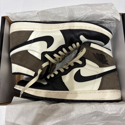 Nike Air Jordan 1 High OG "Sail/Dark Mocha/Black"