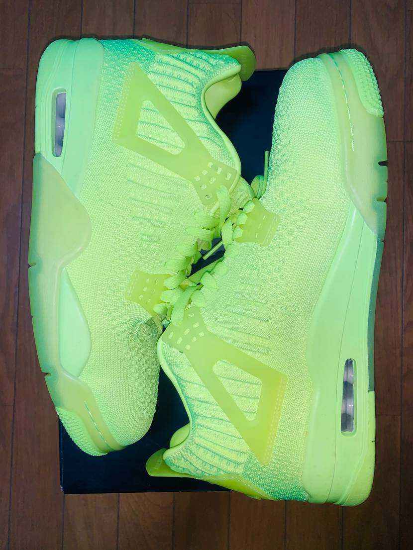 NIKE AIR JORDAN 4 RETRO FLYKNIT VOLT