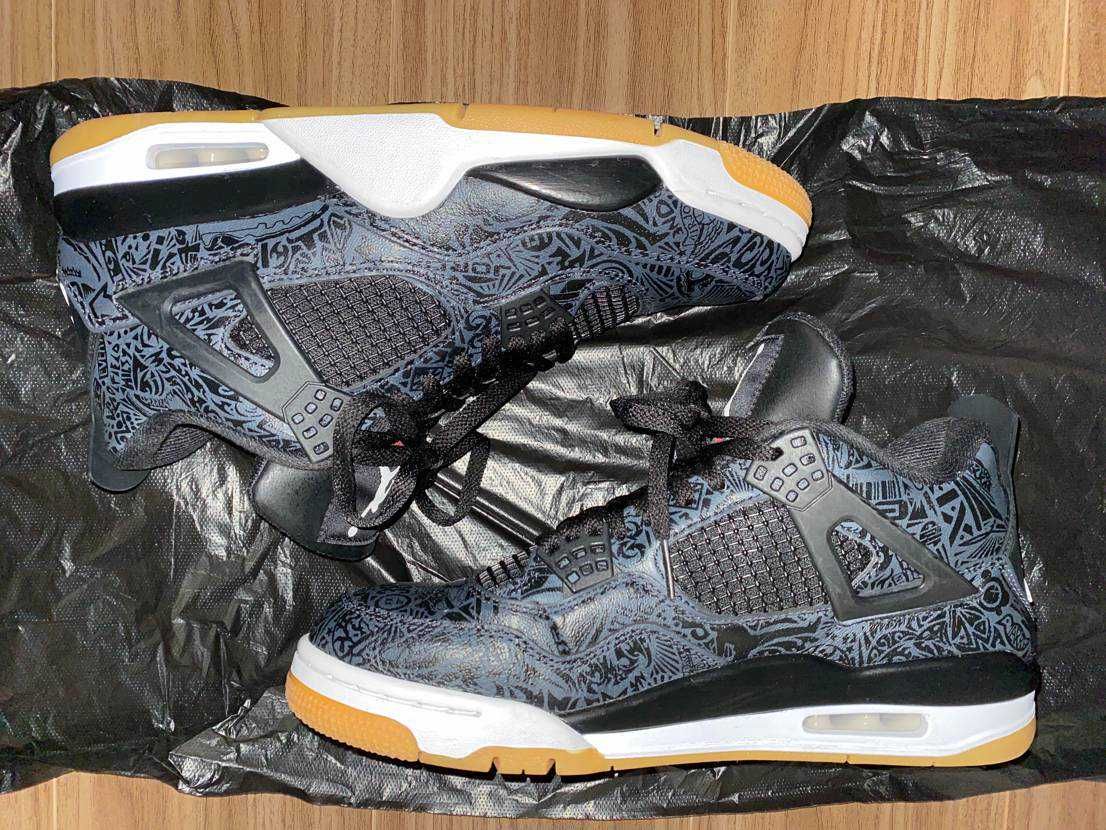 Nike Air Jordan 4 Retro "Laser Black/Gum"