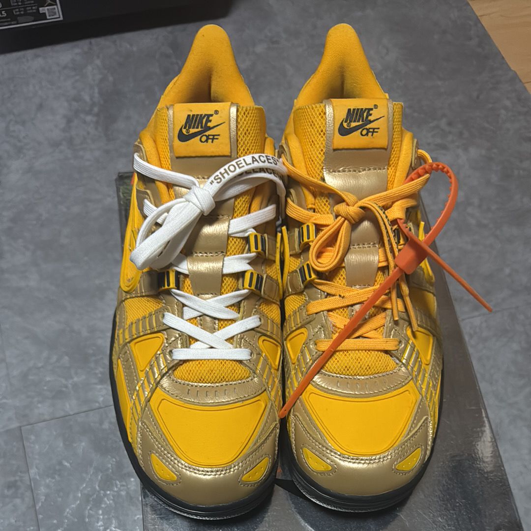 Off-White × Nike Air Rubber Dunk "University Gold"