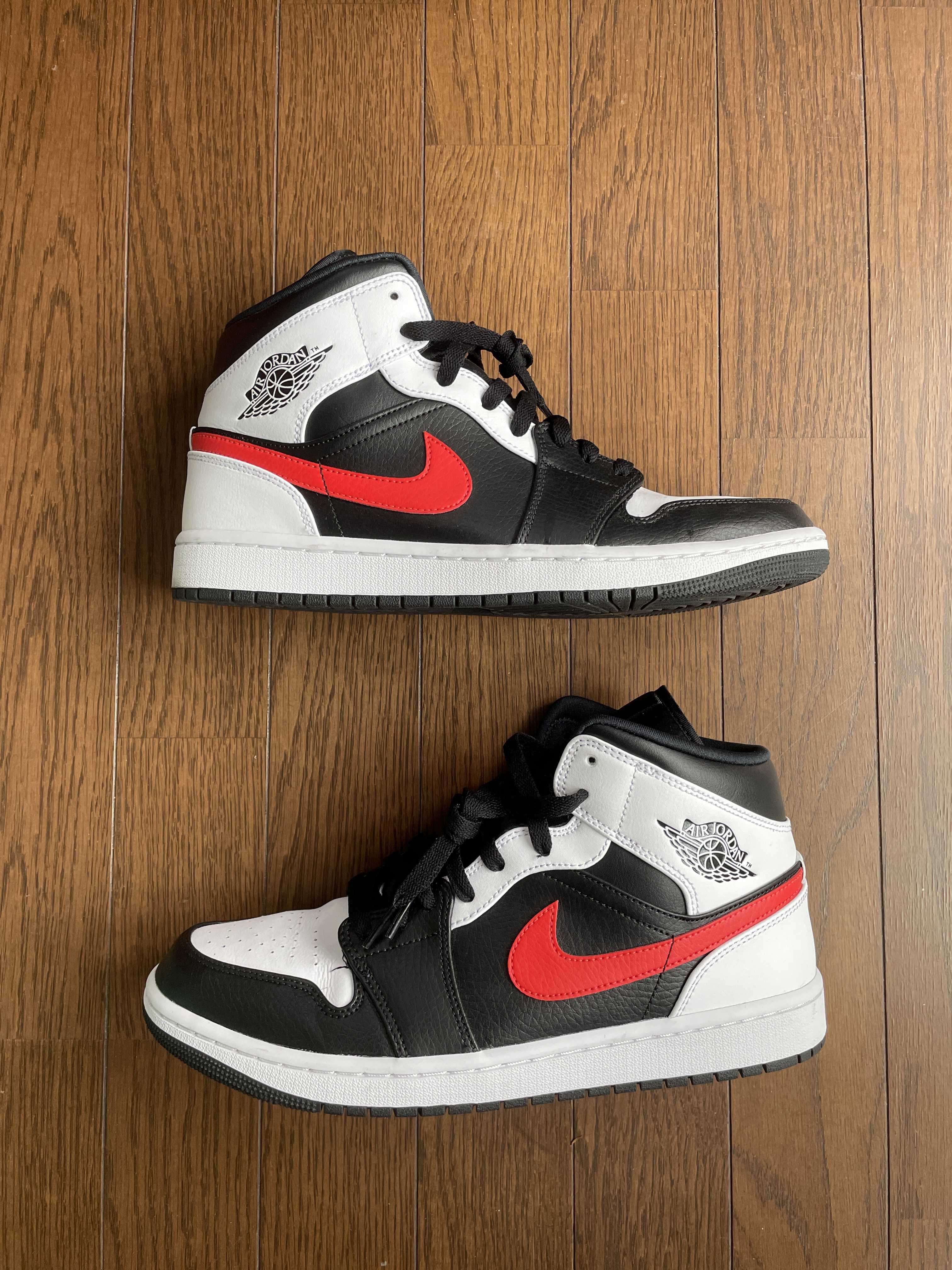 NIKE AIR JORDAN 1 MID "BLACK/CHILE RED/WHITE"