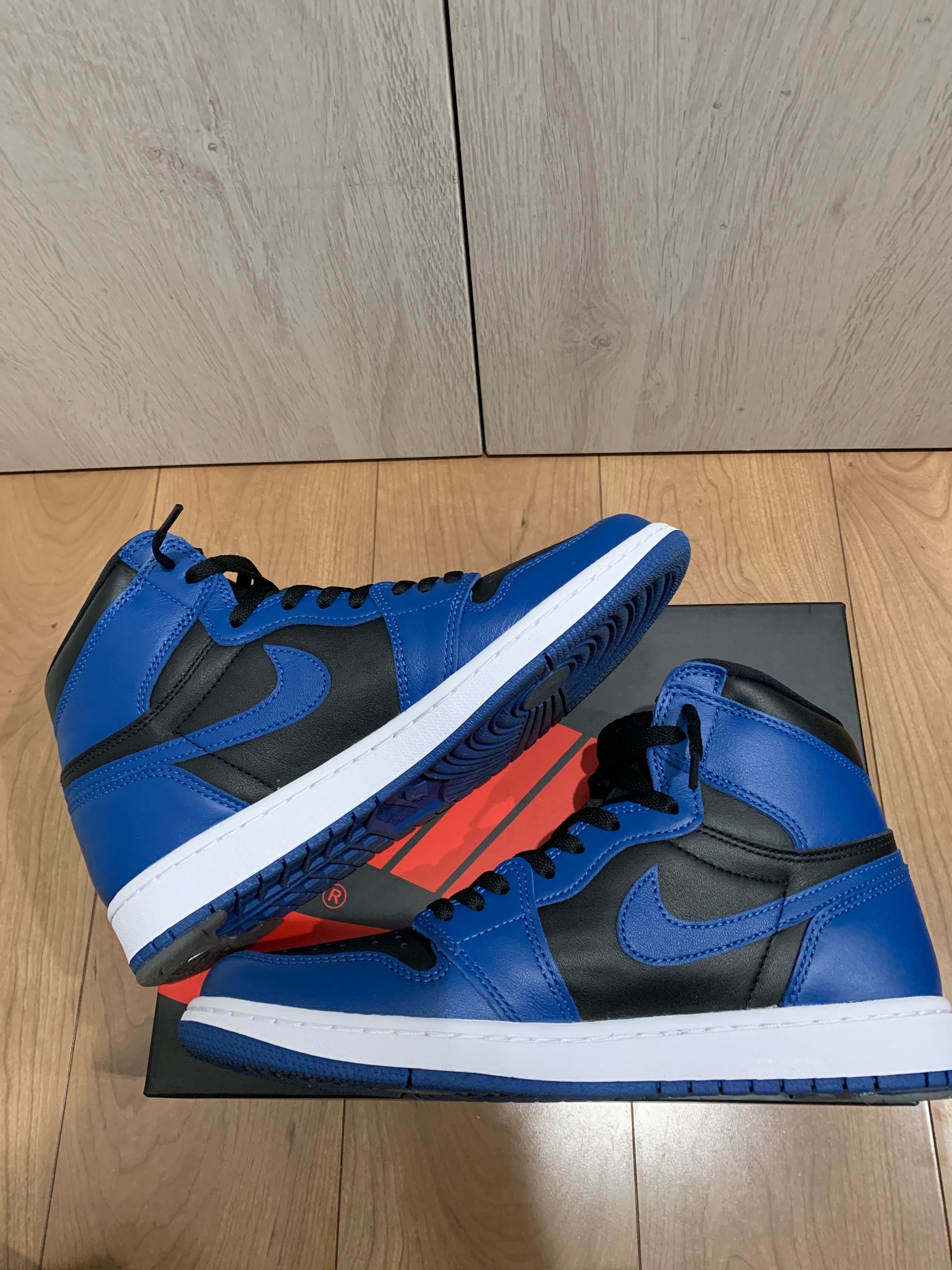 Nike Air Jordan 1 Retro High OG "Dark Marina Blue"