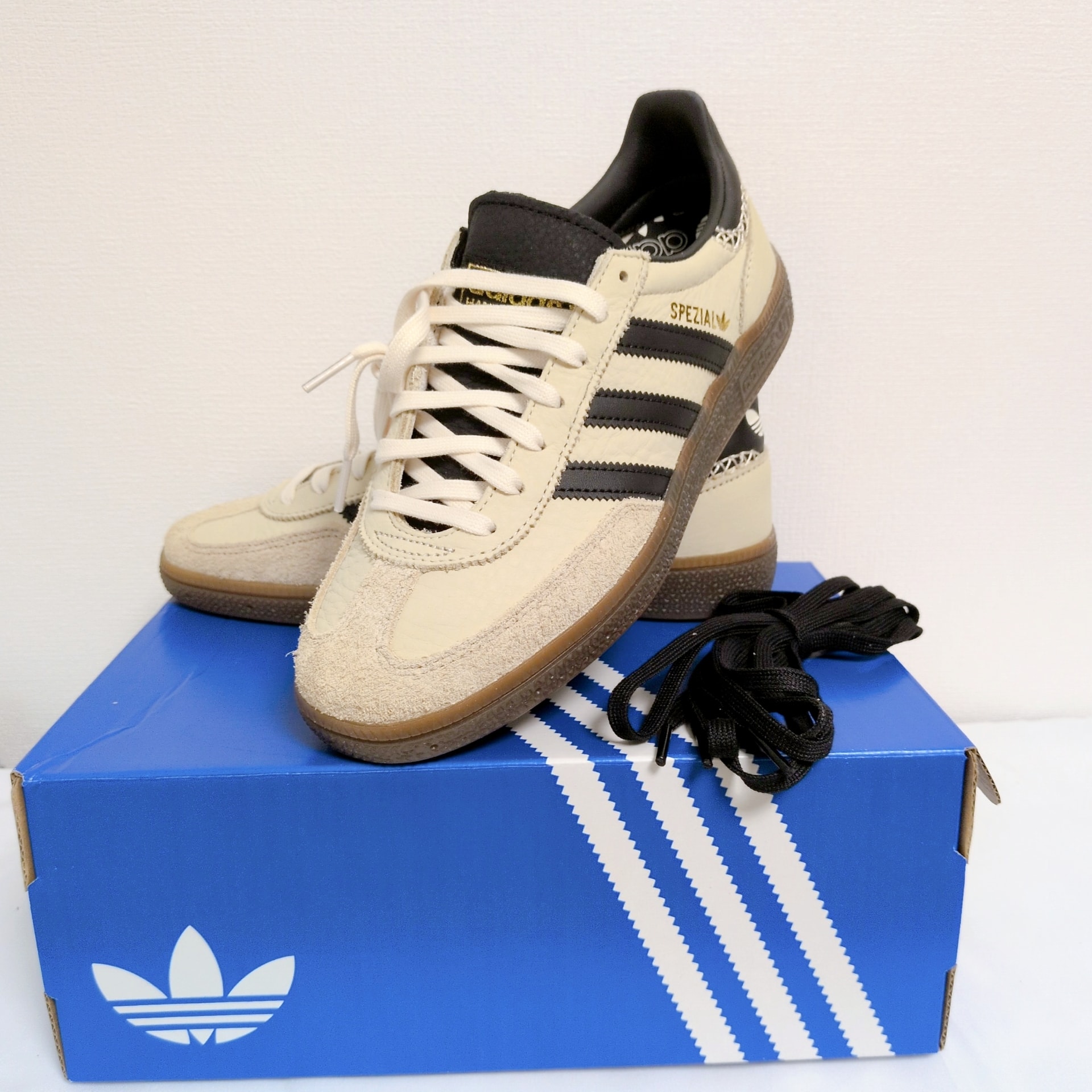 adidas Handball Spezial "Wonder Beige/Core Black/Magic Beige"