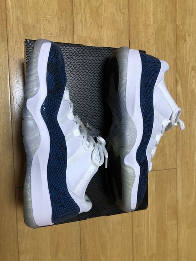 AIR JORDAN 11 LOW "SNAKESKIN"