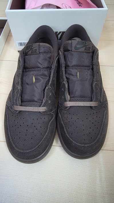 Travis Scott × Nike Air Jordan 1 Low OG SP "Velvet Brown and Dark Mocha"