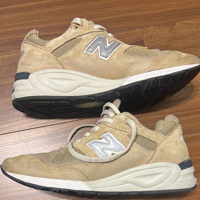 KITH × New Balance 990V2 "Tan"