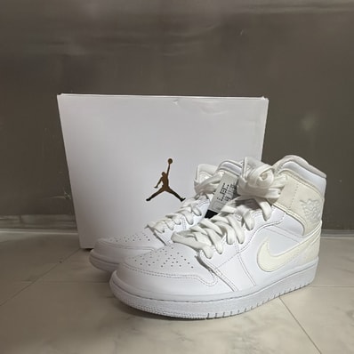 Nike Women's Air Jordan 1 Mid "Triple White"