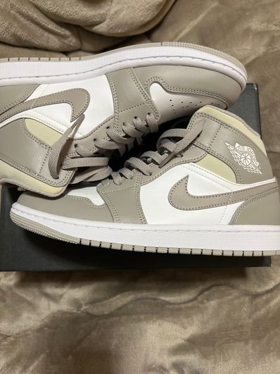 Nike Air Jordan 1 Mid "Linen"