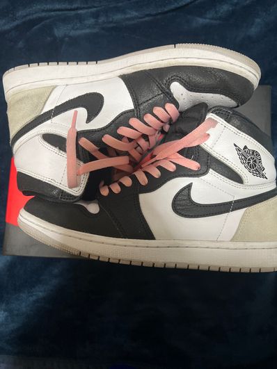 Nike Air Jordan 1 High OG "Bleached Coral"