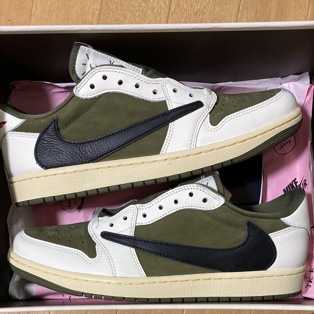 Travis Scott × Nike Air Jordan 1 Low OG SP "Reverse Olive"