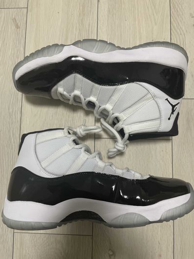 Nike Air Jordan 11 Retro "Concord" (2018)