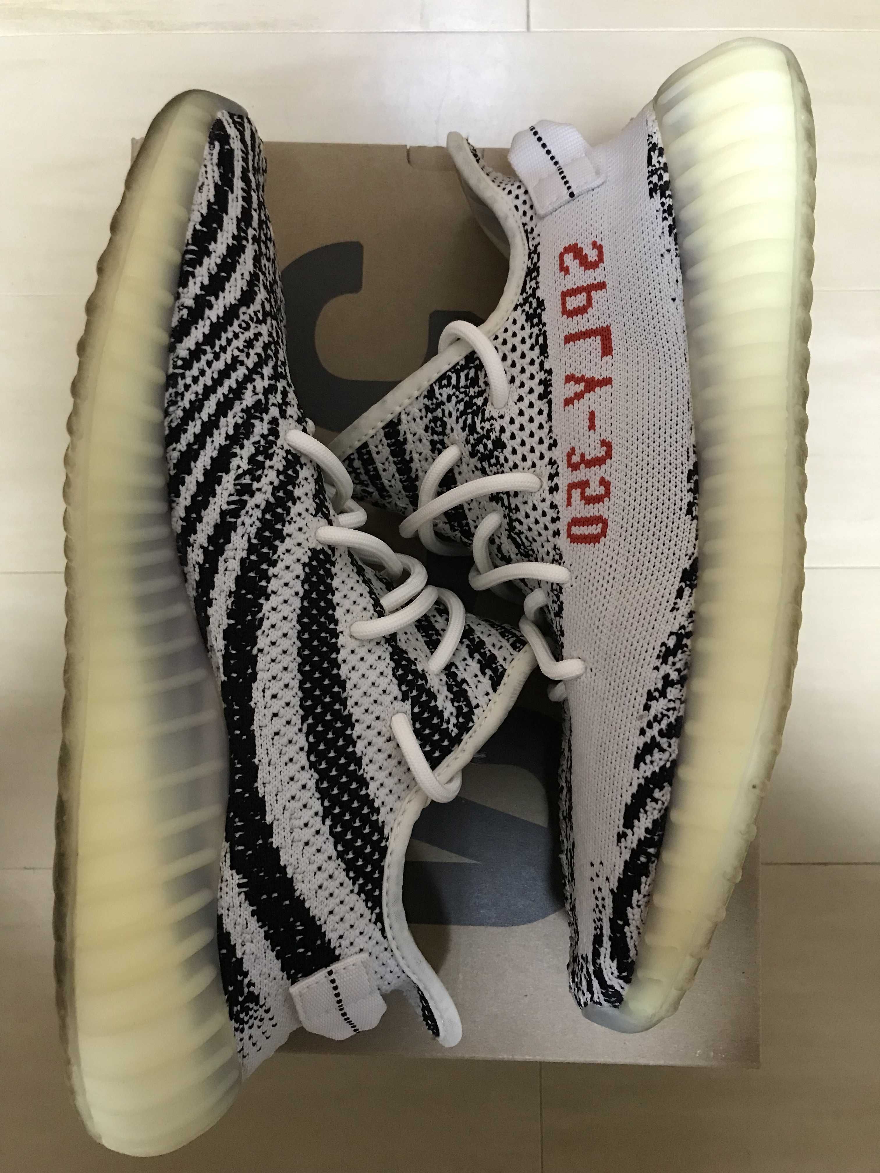 adidas YEEZY Boost 350 V2 "Zebra"
