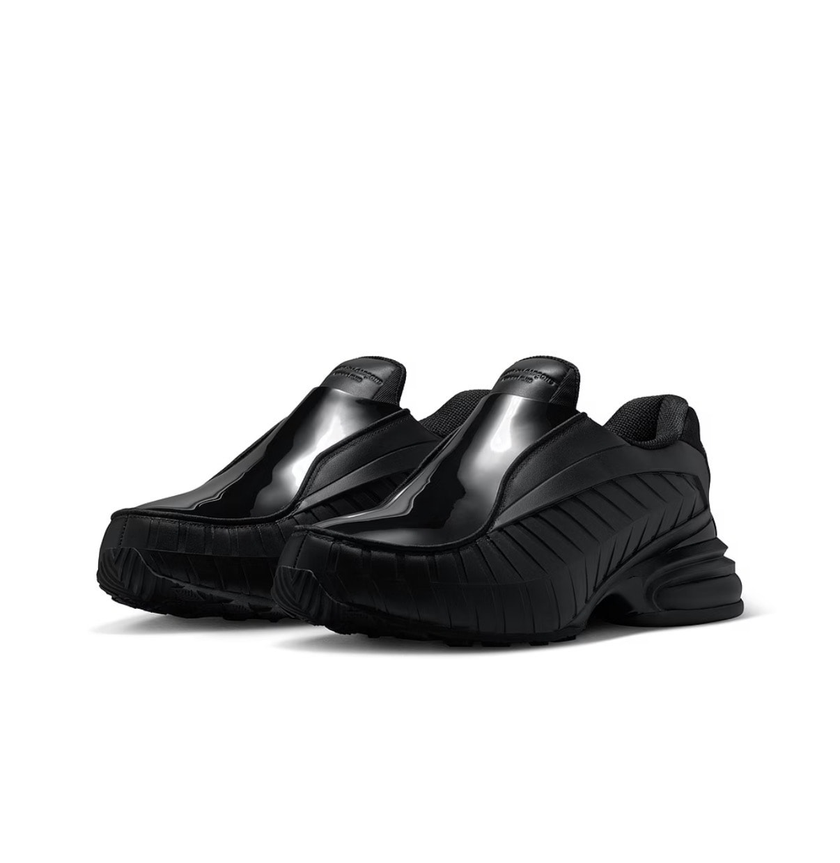 COMME des GARCONS HOMME PLUS x Nike Air Max Dolce "Triple Black"
