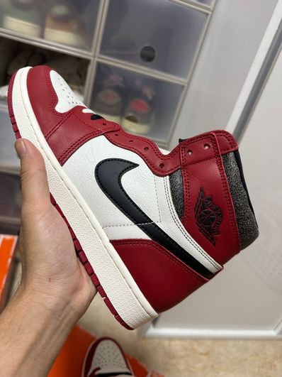 Nike Air Jordan 1 High OG "Lost & Found/Chicago"