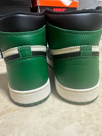 Nike Air Jordan 1 Retro High OG "Pine Green"(2018)