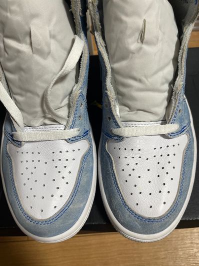 Nike Air Jordan 1 High OG "Hyper Royal"