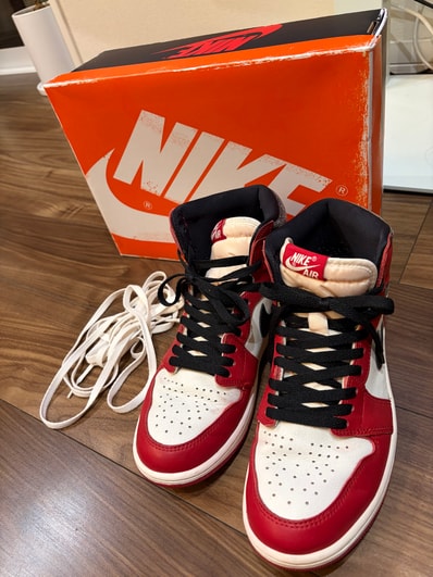 Nike Air Jordan 1 High OG "Lost & Found/Chicago"