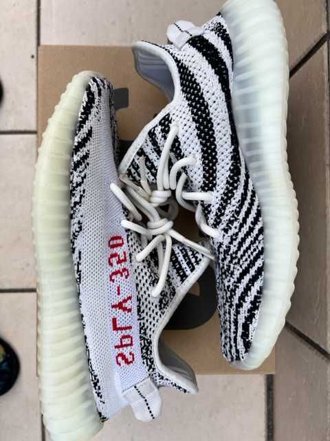 adidas YEEZY Boost 350 V2 "Zebra"