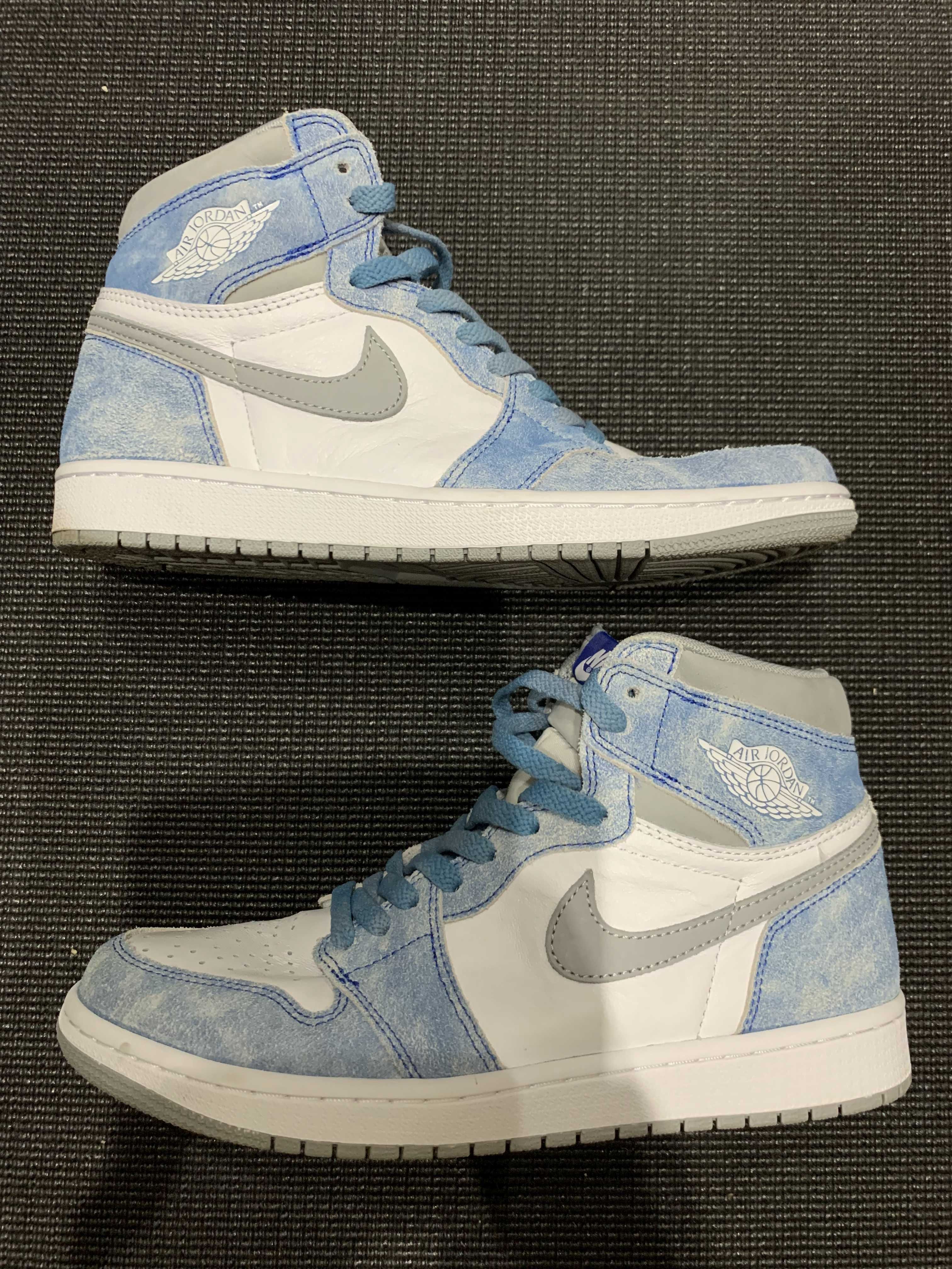 Nike Air Jordan 1 High OG "Hyper Royal"