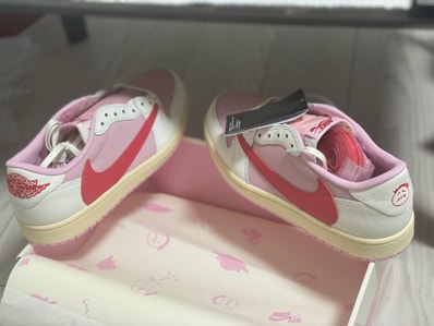 Travis Scott × Nike Air Jordan 1 Retro Low OG "Sail/Tropical Pink"
