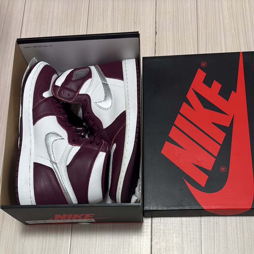 Nike Air Jordan 1 High OG "Bordeaux"