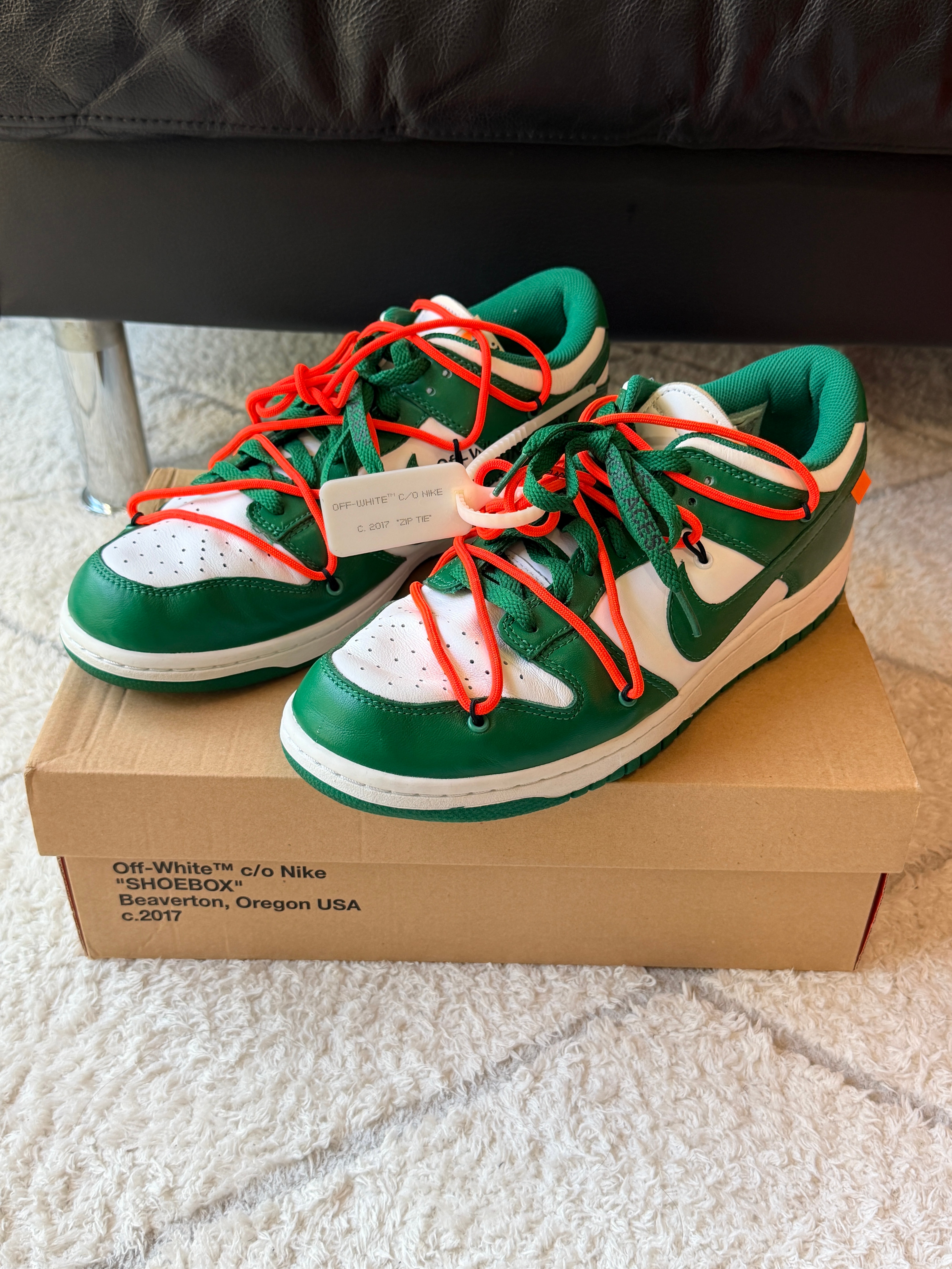 Off-White × Nike Dunk Low "White/Pine Green"