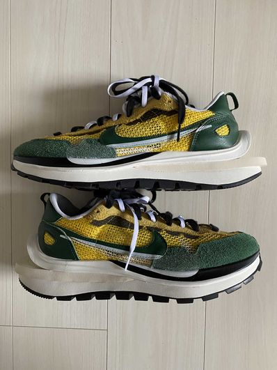 sacai × Nike Vapor Waffle "Tour Yellow/Stadium Green-Sail"
