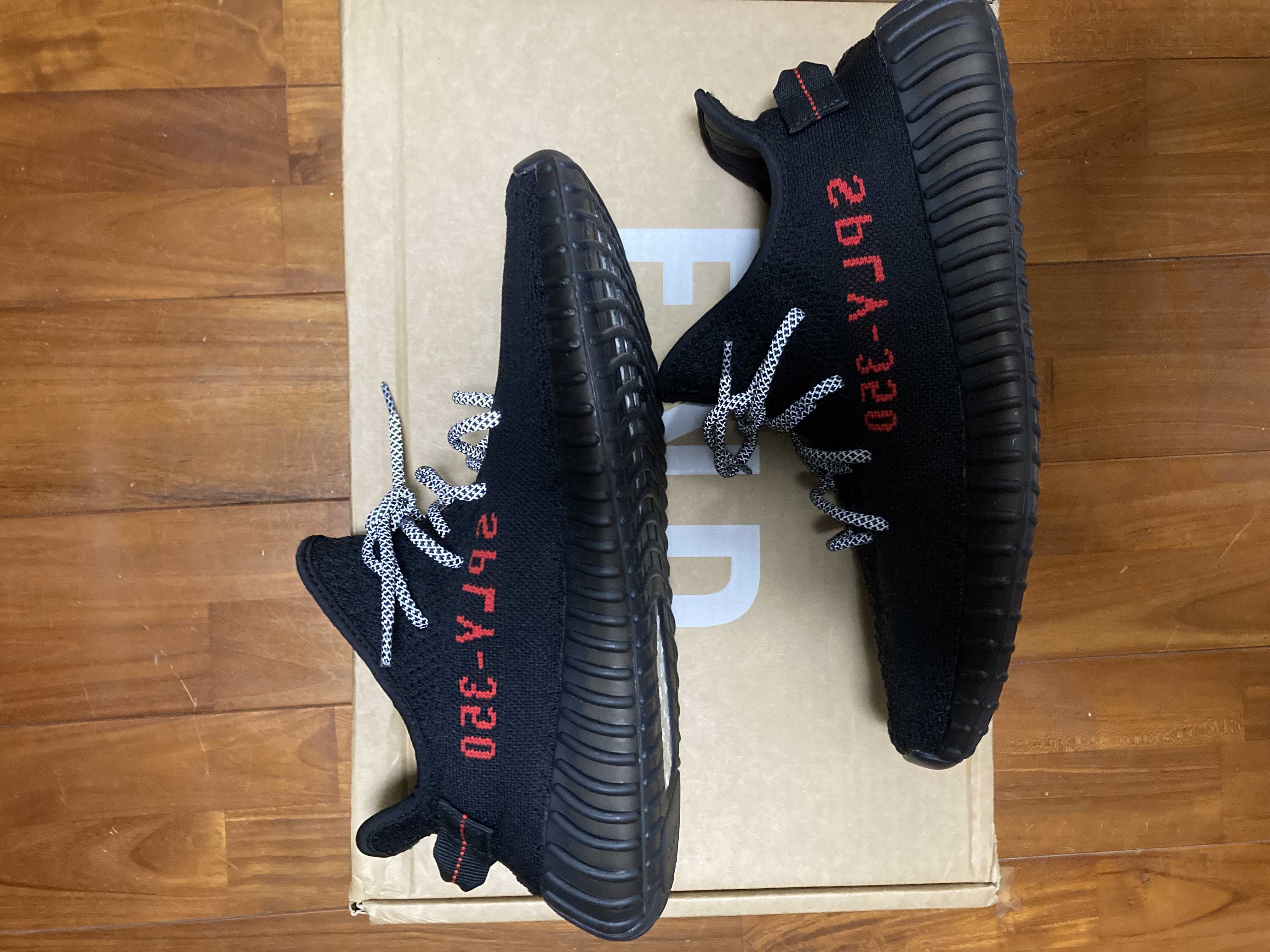 adidas YEEZY Boost 350 V2 "Core Black/Red" (2020)