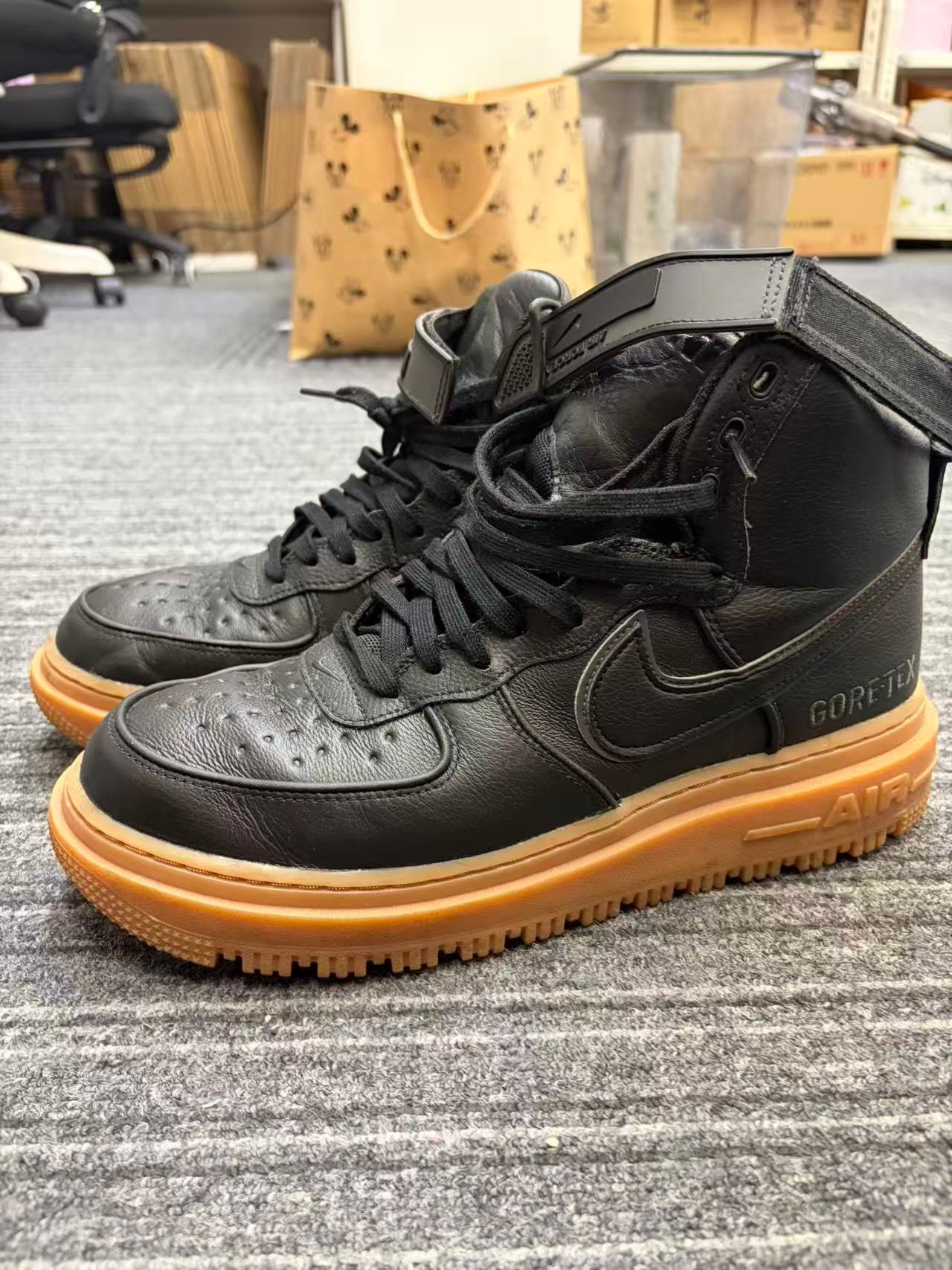 Nike Air Force 1 High GORE-TEX Boot "Anthracite"