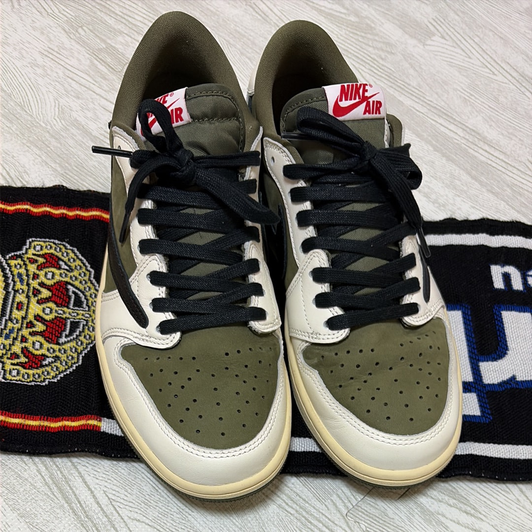 Travis Scott × Nike Air Jordan 1 Low OG SP "Reverse Olive"