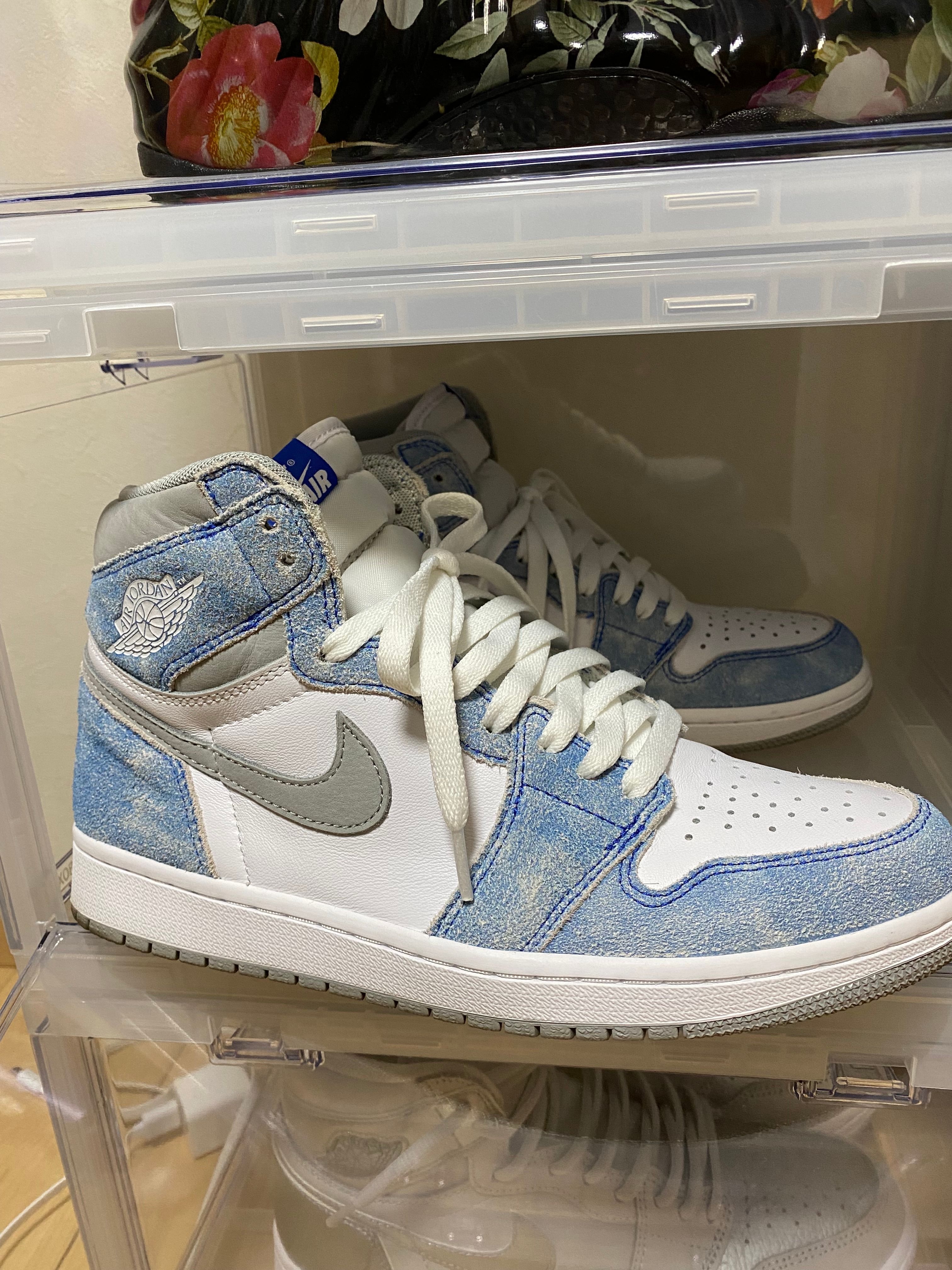 Nike Air Jordan 1 High OG "Hyper Royal"