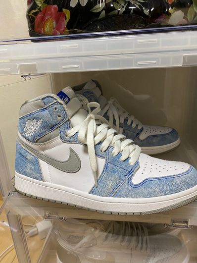 Nike Air Jordan 1 High OG "Hyper Royal"