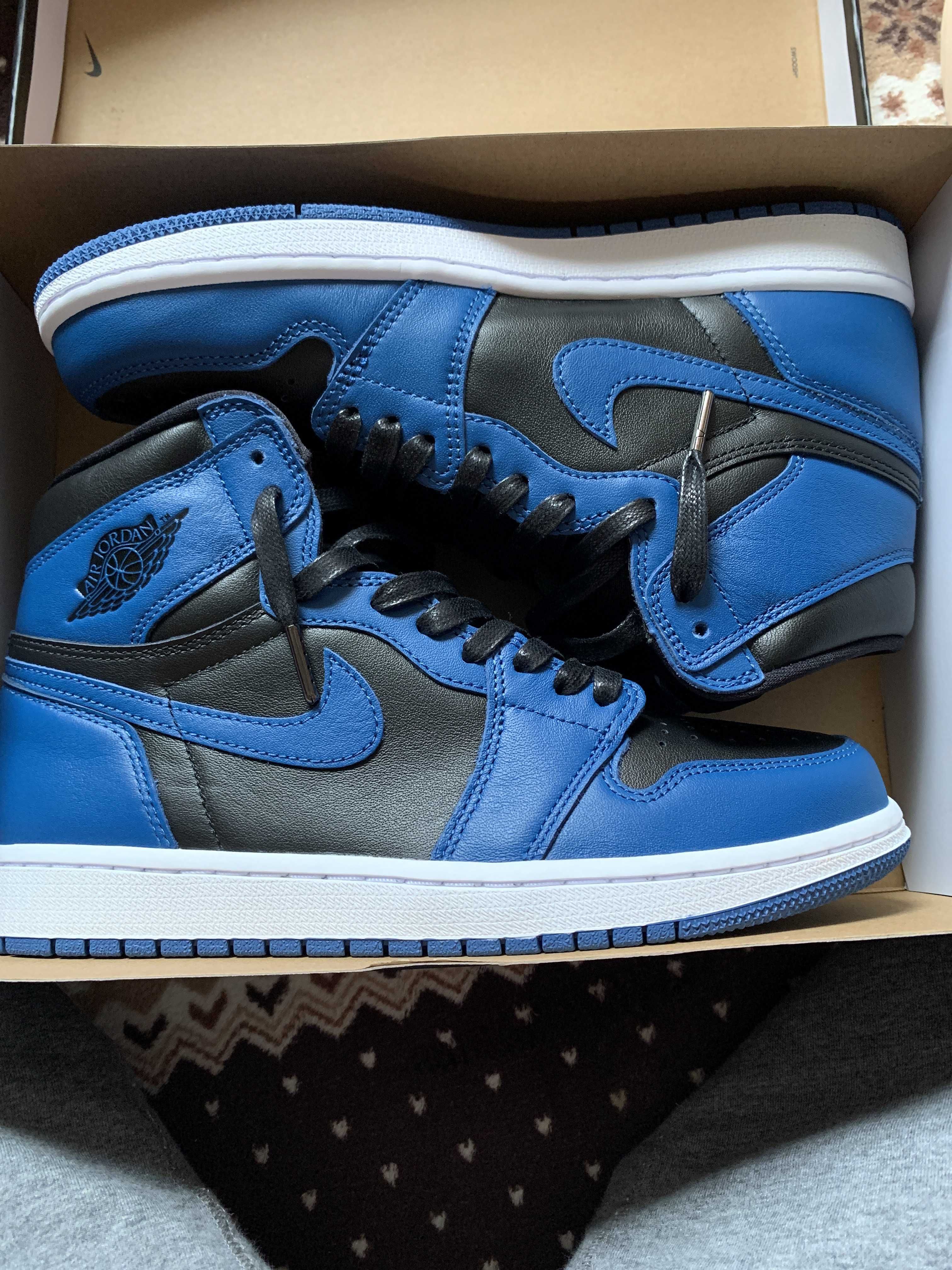 Nike Air Jordan 1 Retro High OG "Dark Marina Blue"