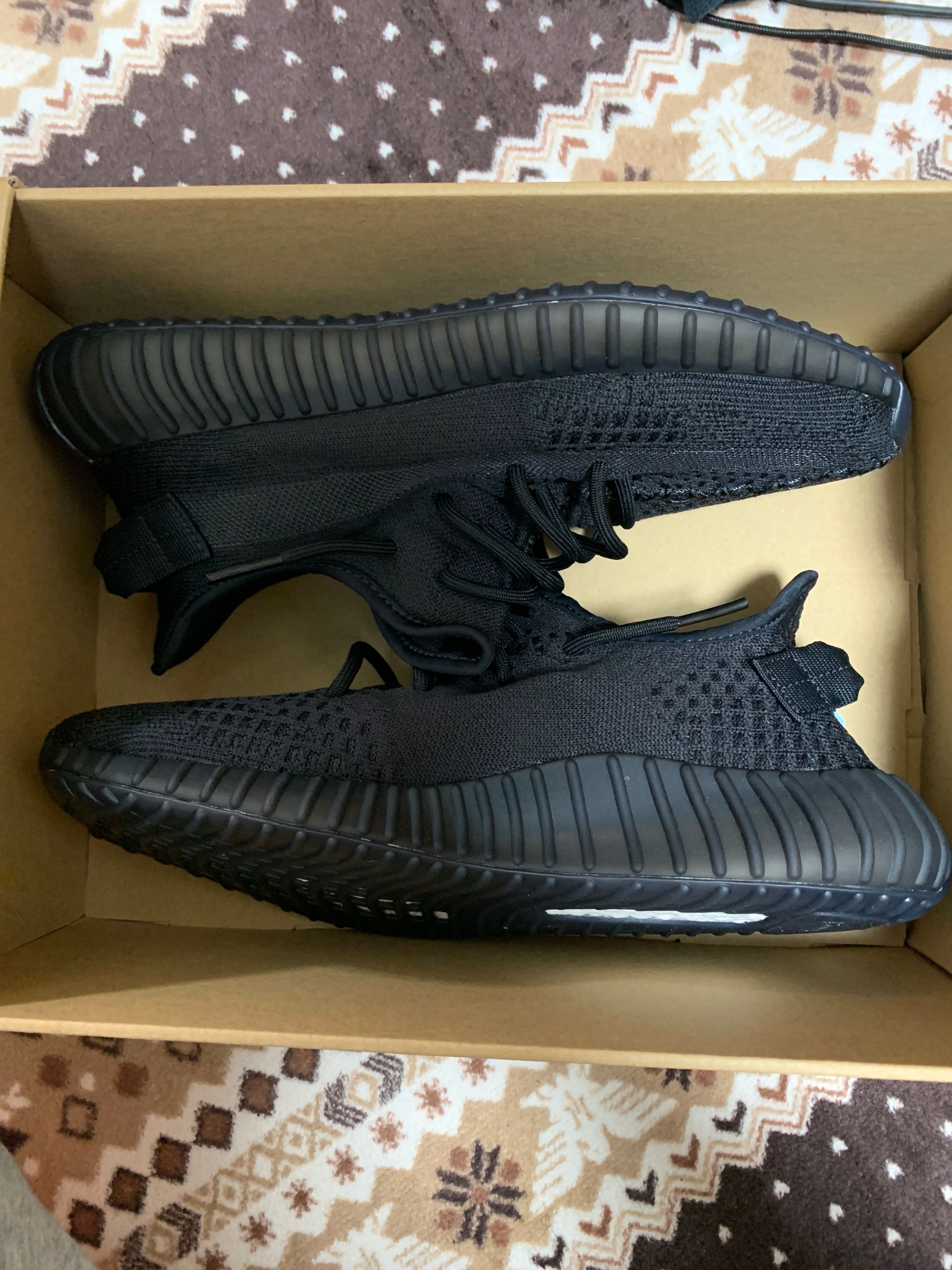 adidas YEEZY Boost 350V2 "Onyx"