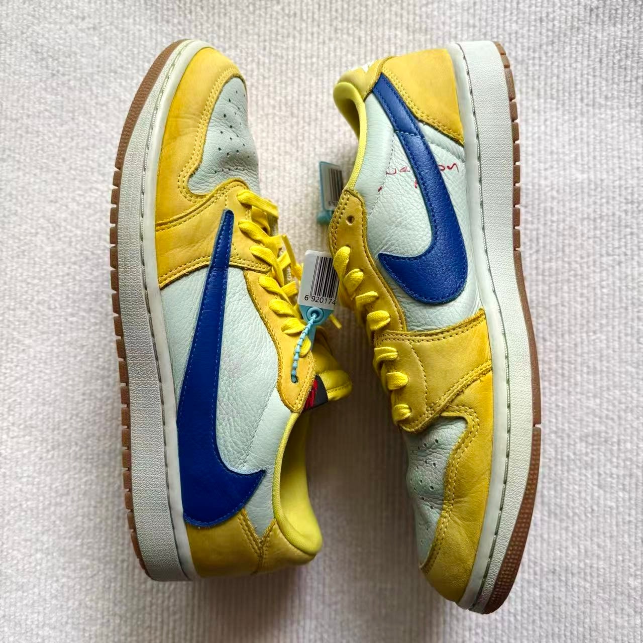 Travis Scott × Nike Women's Air Jordan 1 Retro Low OG "Canary"