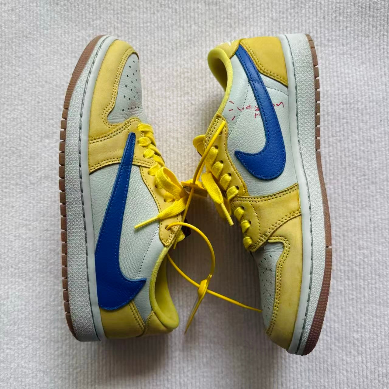 Travis Scott × Nike Women's Air Jordan 1 Retro Low OG "Canary"