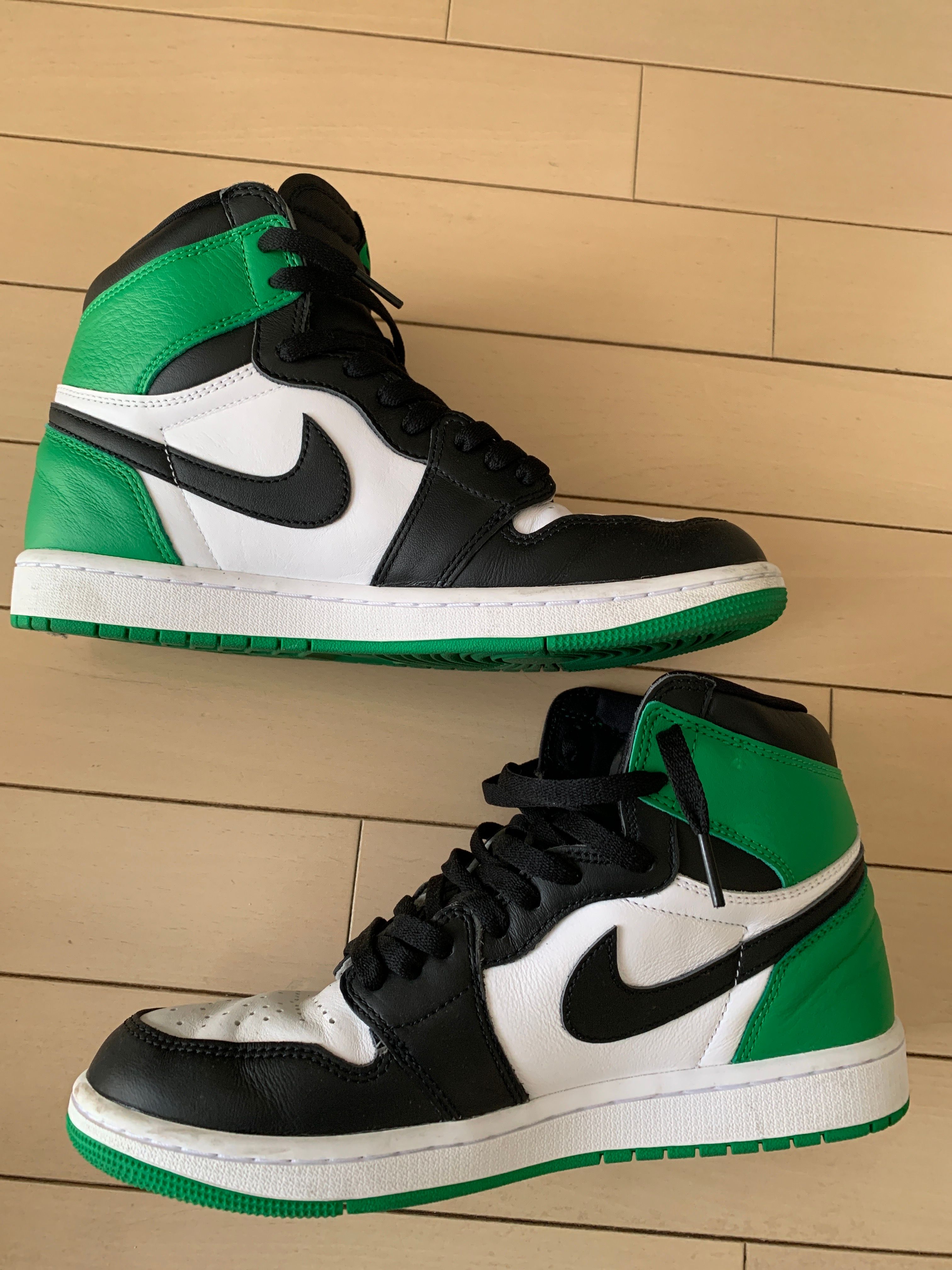 Nike Air Jordan 1 Retro High OG "Celtics/Black and Lucky Green" (2023)