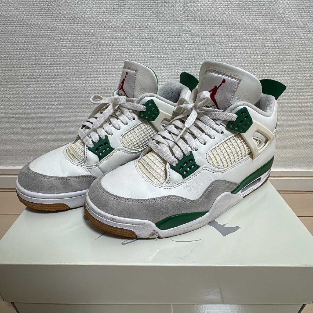 Nike SB × Air Jordan 4 Retro SP "Pine Green"