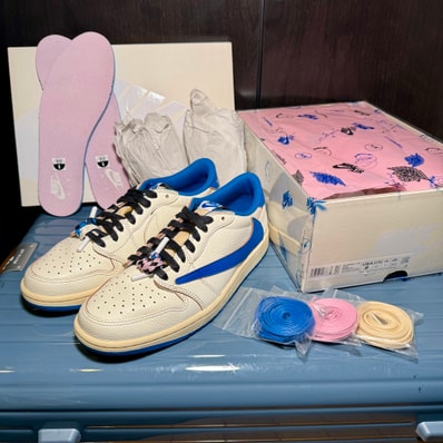 Travis Scott × fragment design × Nike Air Jordan 1 Low OG "Sail/Military Blue"