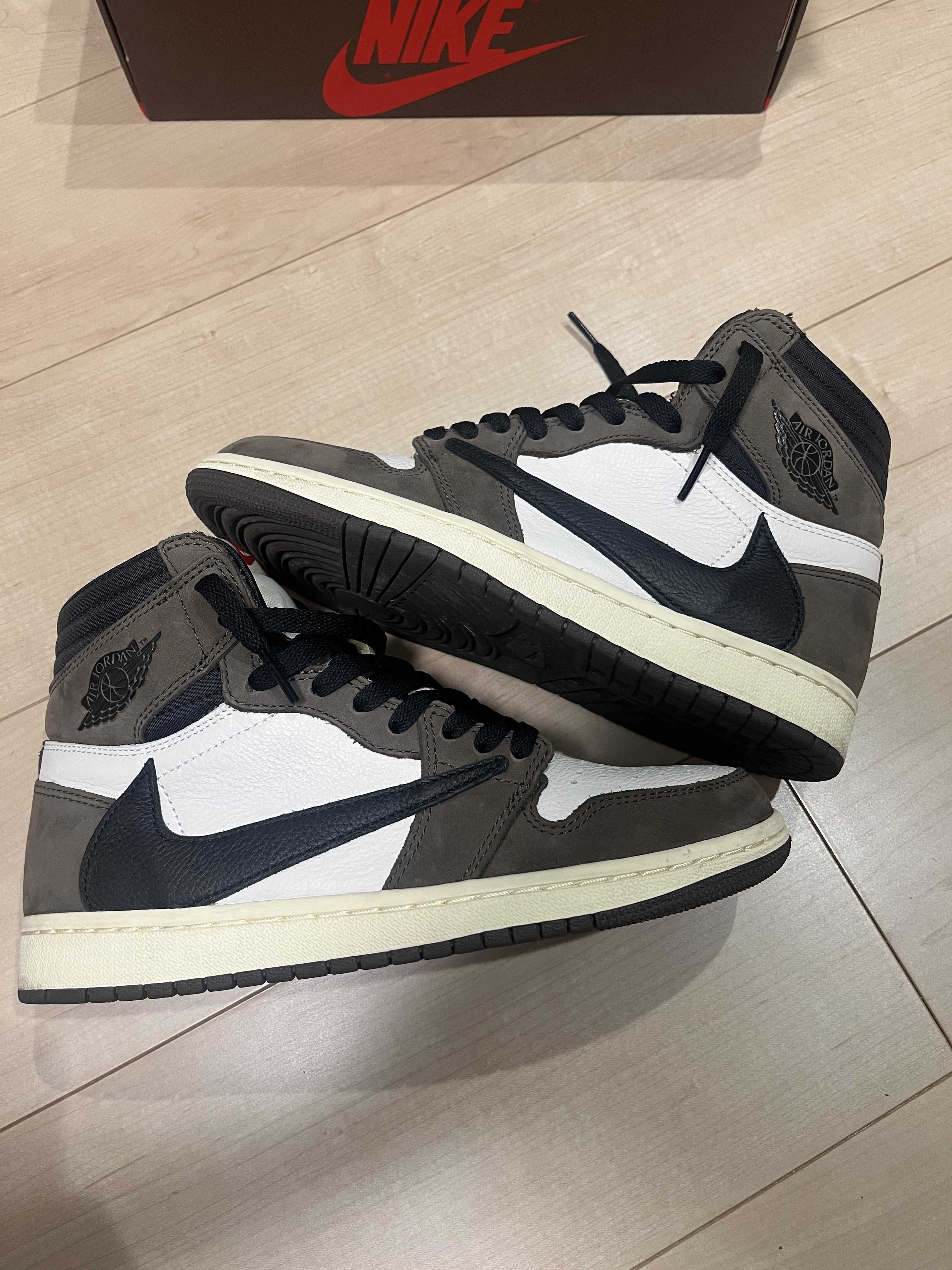 Travis Scott × Nike Air Jordan 1 Retro High OG TS SP "Sail/Dark Mocha"