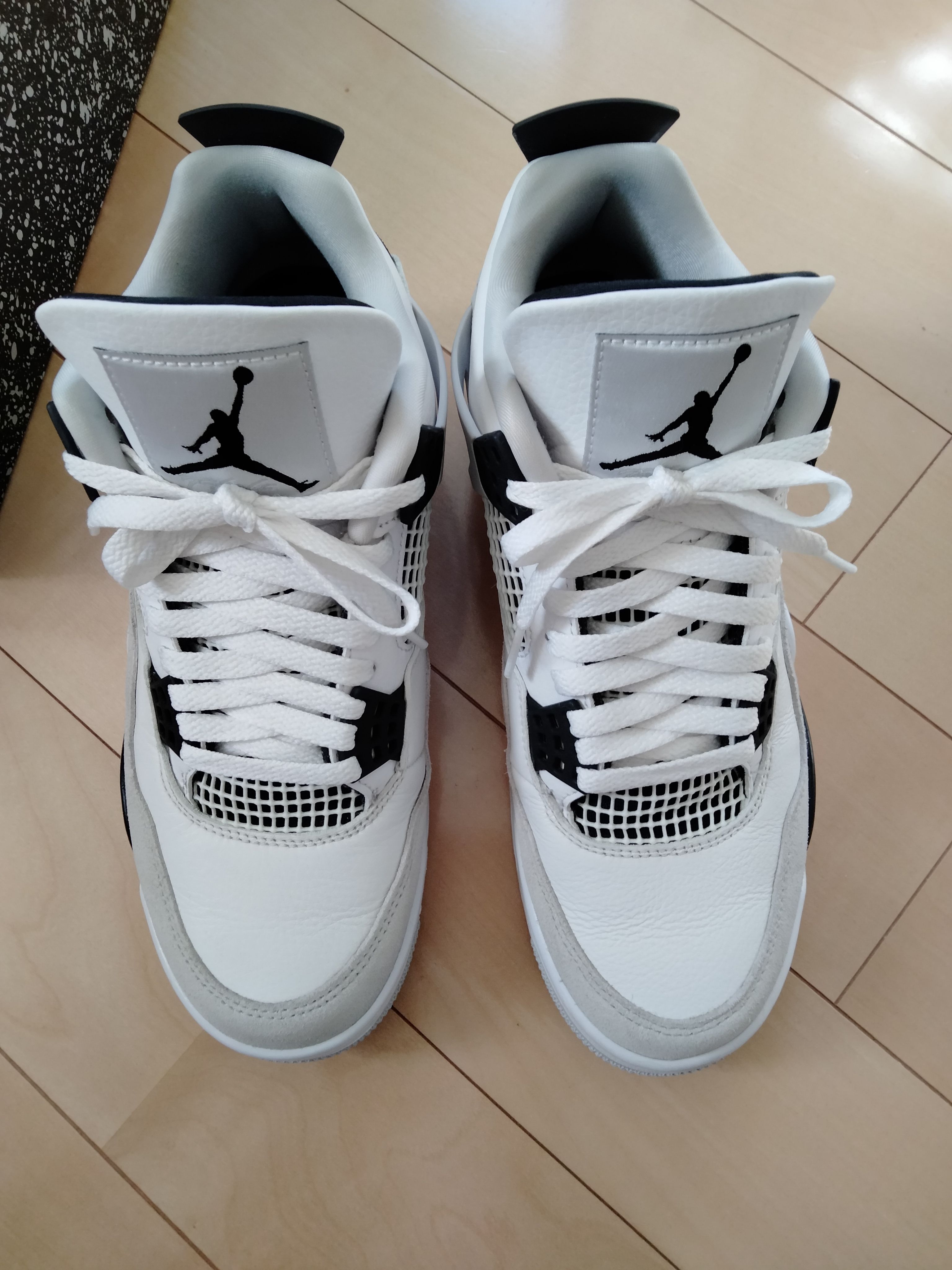 Nike Air Jordan 4 "Military Black"