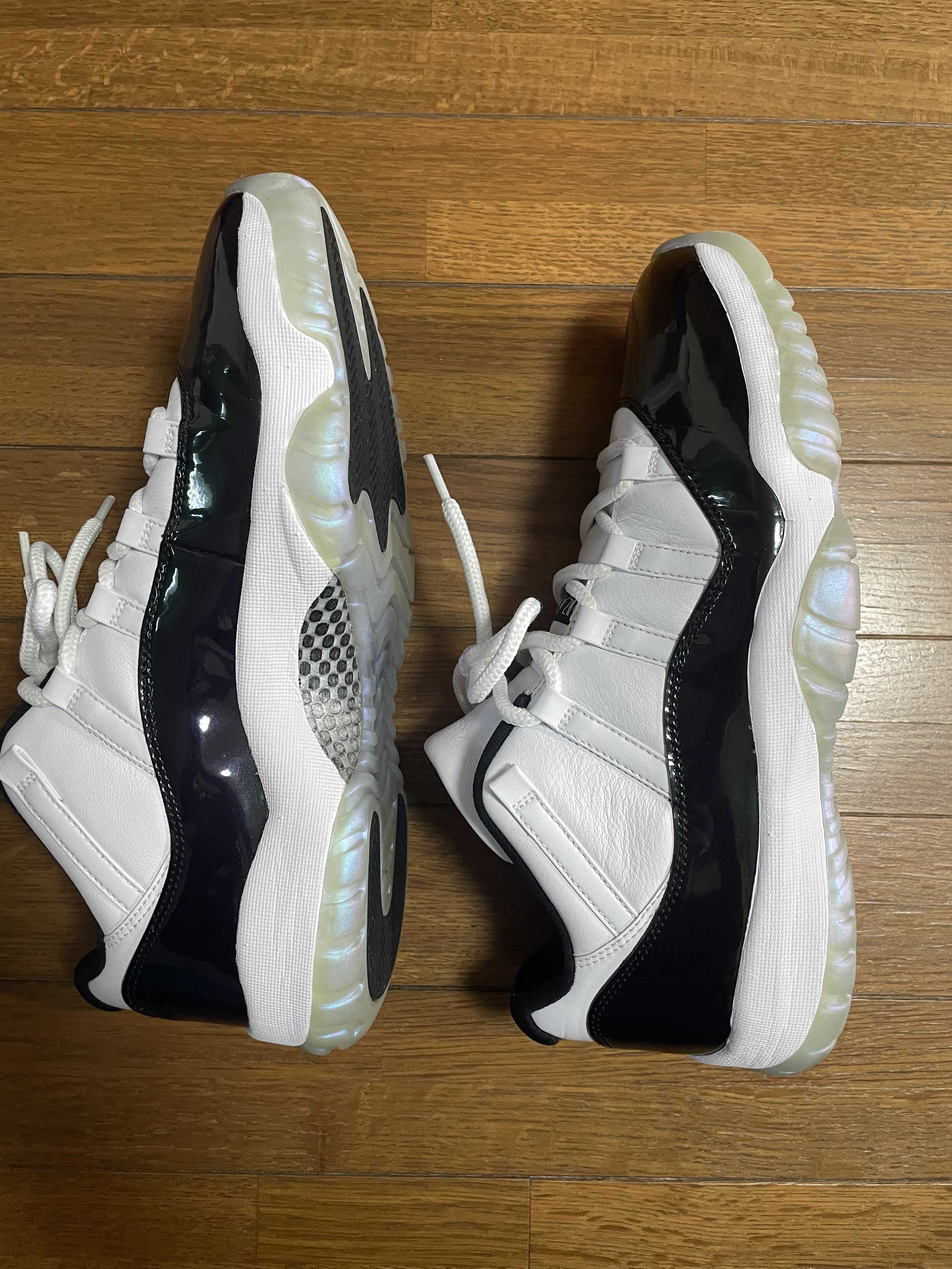 NIKE AIR JORDAN 11 LOW EASTER