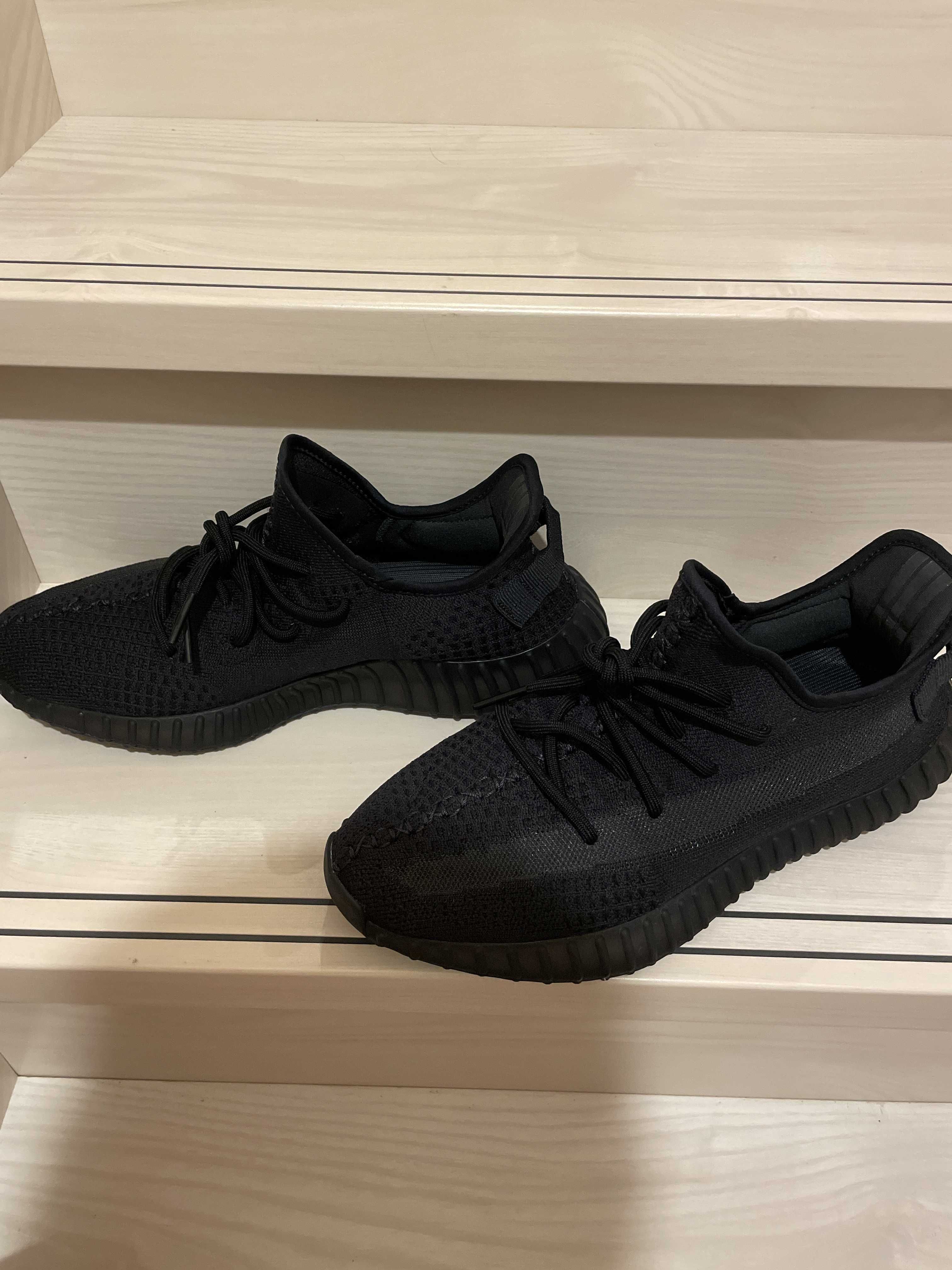 adidas YEEZY Boost 350V2 "Onyx"