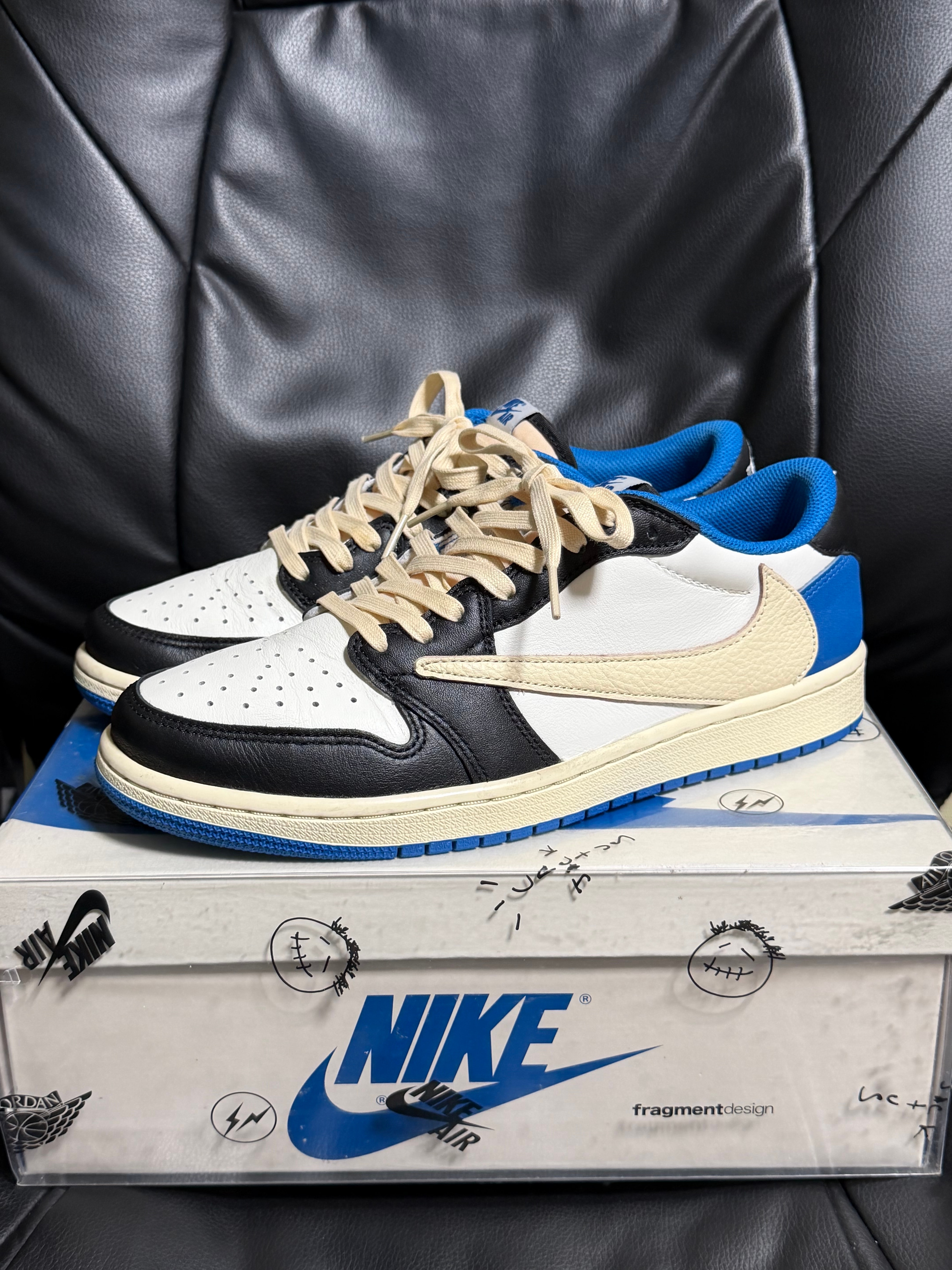 Travis Scott × fragment design × Nike Air Jordan 1 Low OG SP "Military Blue"
